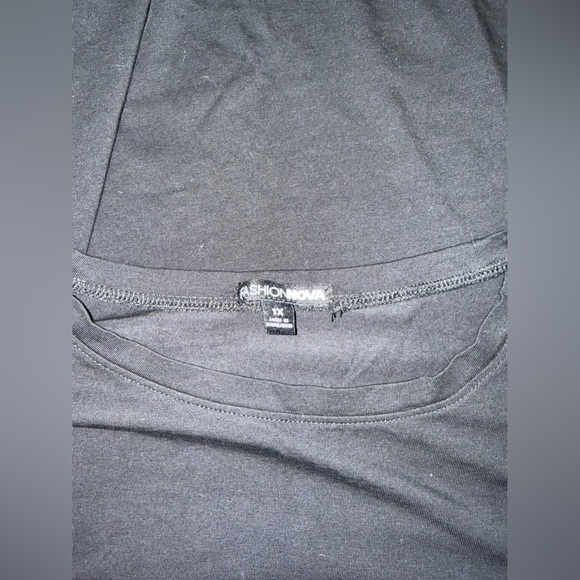 Fashion Nova Black and Green Bodysuits - Picture 7 of 8